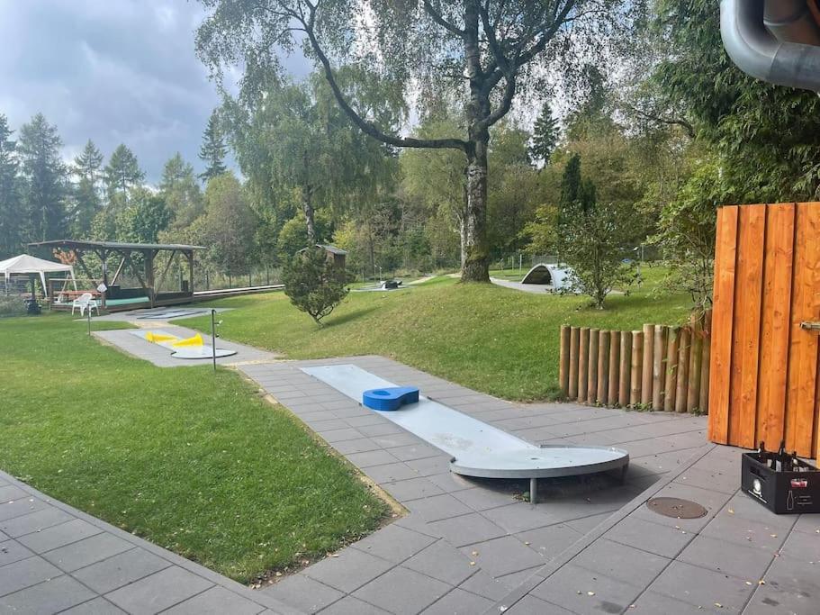 Gemuetliche Villa Am Waldrand In Taunusstein Luaran gambar